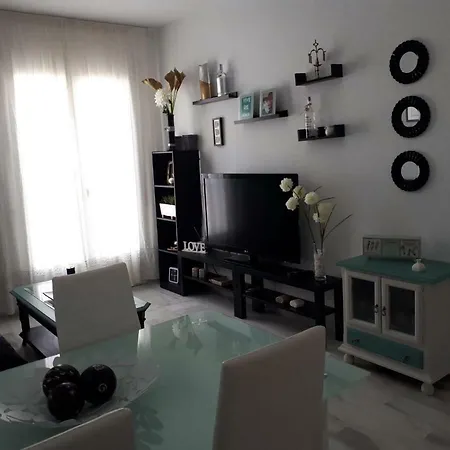 Piso C/ San Pedro, Junto Al Centro Histórico De Lucena